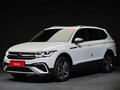 Volkswagen Tiguan 2023 годаfor15 800 000 тг. в Астана