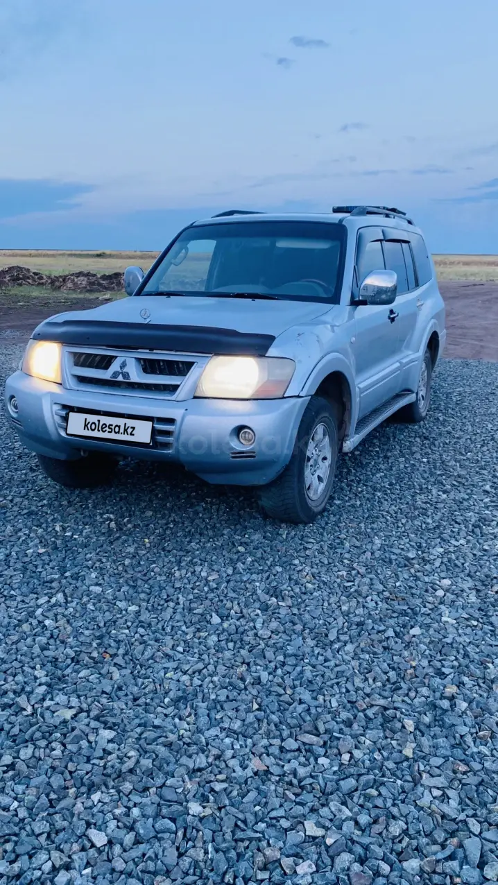 Mitsubishi Pajero, 2004