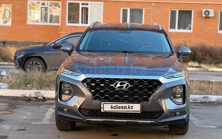 Hyundai Santa Fe 2020 года за 14 300 000 тг. в Костанай