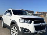 Chevrolet Captiva 2014 года за 7 700 000 тг. в Астана – фото 3