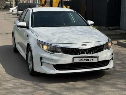 Kia Optima 2017 года за 7 300 000 тг. в Алматы – фото 2
