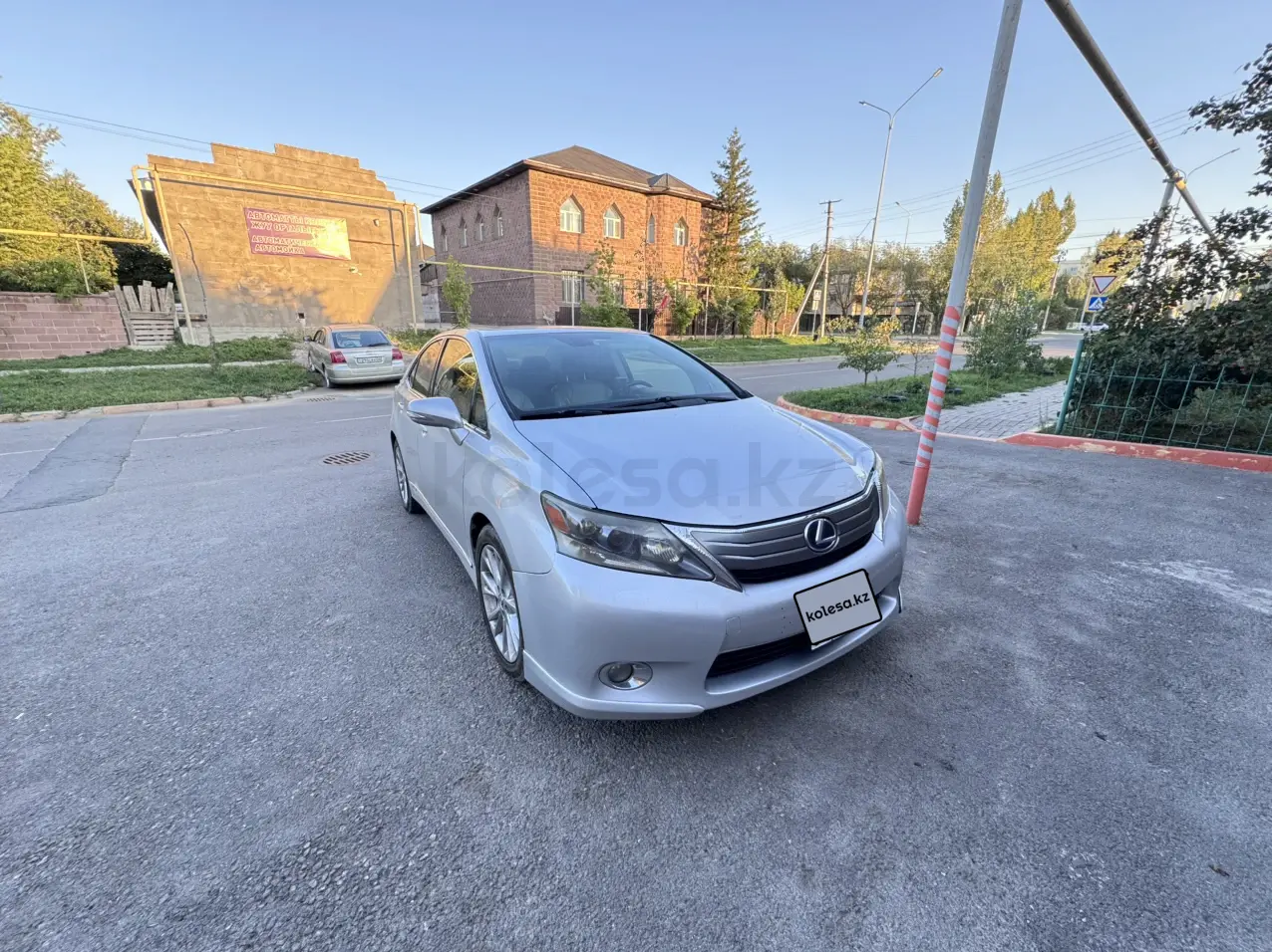 Lexus hs-250h, 2009