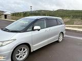 Toyota Estima 2008 года за 3 900 000 тг. в Караганда