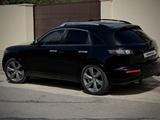 Infiniti FX45 2005 годаүшін3 600 000 тг. в Актау – фото 2