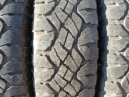 Шины 245/75 R17 — "GoodYear Wrangler" (США), всесезонные. В одну за 75 000 тг. в Астана – фото 4