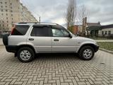 Honda CR-V 1996 годаүшін1 950 000 тг. в Уральск – фото 5