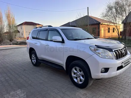 Toyota Land Cruiser Prado 2013 года за 13 000 000 тг. в Актобе – фото 4