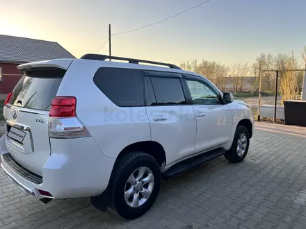 Toyota Land Cruiser Prado 2013 года за 13 000 000 тг. в Актобе – фото 5