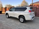 Toyota Land Cruiser Prado 2013 года за 13 000 000 тг. в Актобе