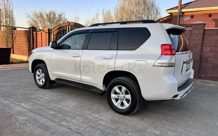 Toyota Land Cruiser Prado 2013 года за 13 000 000 тг. в Актобе