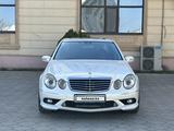 Mercedes-Benz E 500 2004 года за 7 200 000 тг. в Актау – фото 2
