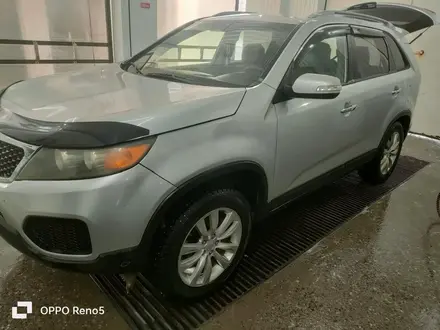 Kia Sorento 2011 года за 8 000 000 тг. в Актобе – фото 2