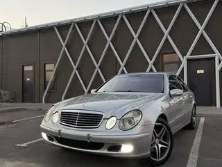 Mercedes-Benz E 270