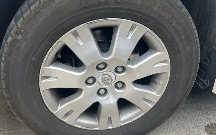 Шины Triangle 215/65R16 с дисками за 180 000 тг. в Атырау