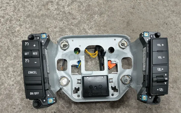 Кнопки руля за 15 000 тг. в Алматы