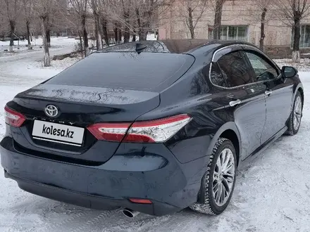 Toyota Camry 2019 года за 14 200 000 тг. в Экибастуз – фото 5