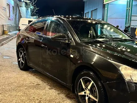 Chevrolet Cruze 2012 года за 3 700 000 тг. в Алматы – фото 4