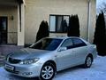 Toyota Camry 2004 года за 6 700 000 тг. в Алматы – фото 3