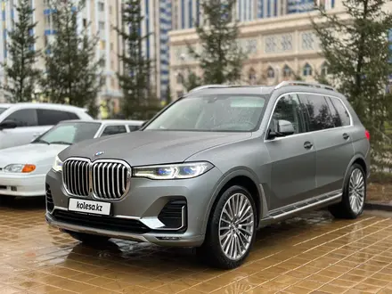 BMW X7 2020 года за 43 500 000 тг. в Астана