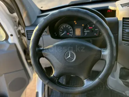 Mercedes-Benz Sprinter 2010 года за 11 300 000 тг. в Караганда – фото 16