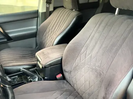 Toyota Land Cruiser Prado 2012 года за 15 500 000 тг. в Шымкент – фото 12