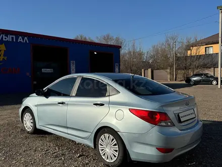 Hyundai Accent 2011 года за 3 500 000 тг. в Астана – фото 2