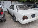 Nissan Gloria 1994 года за 200 000 тг. в Алматы – фото 3