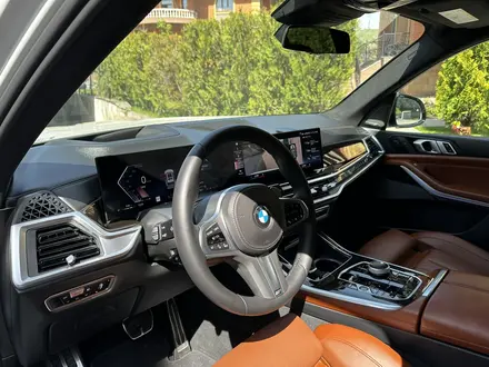 BMW X7 2022 года за 61 000 000 тг. в Алматы – фото 11