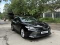 Toyota Camry 2018 года за 12 400 000 тг. в Алматы – фото 2
