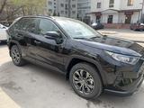 Toyota RAV4 2023 года за 18 500 000 тг. в Алматы