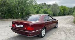 Mercedes-Benz E 280 1999 года за 2 000 000 тг. в Усть-Каменогорск – фото 4