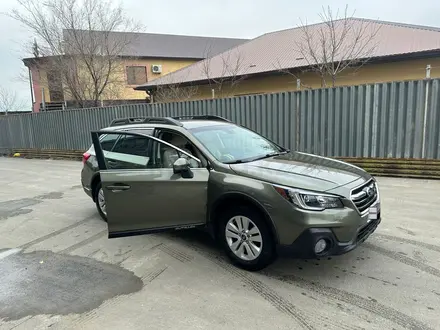 Subaru Outback 2018 года за 9 500 000 тг. в Атырау – фото 6