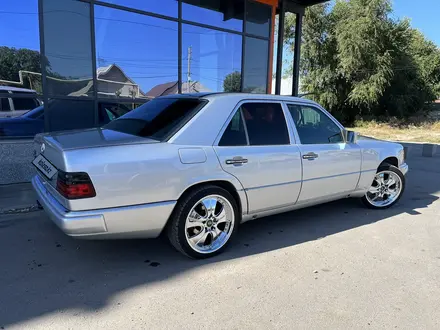 Mercedes-Benz E 260 1990 года за 2 300 000 тг. в Алматы – фото 7