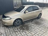 Chevrolet Lacetti 2010 годаүшін2 500 000 тг. в Атырау – фото 2