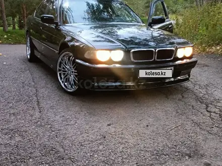 BMW 728 1996 года за 3 300 000 тг. в Алматы