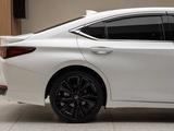 Lexus ES 250 2022 годаүшін25 500 000 тг. в Шымкент – фото 4