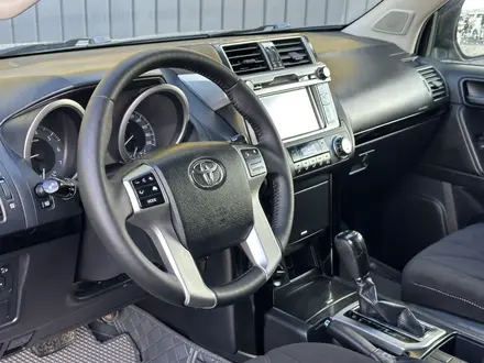 Toyota Land Cruiser Prado 2015 года за 16 400 000 тг. в Актобе – фото 15