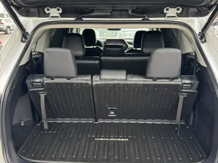 Toyota Highlander 2023 года за 28 000 000 тг. в Шымкент – фото 12