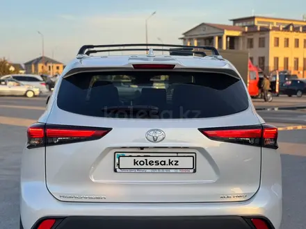 Toyota Highlander 2023 года за 28 000 000 тг. в Шымкент – фото 18