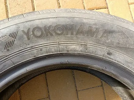 ОДНА шина 205/65 R16 — "Yokohama BluEarth-GT" (Россия), летняя. Б за 15 000 тг. в Астана – фото 3
