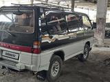 Mitsubishi Delica 1993 годаүшін3 000 000 тг. в Семей – фото 4