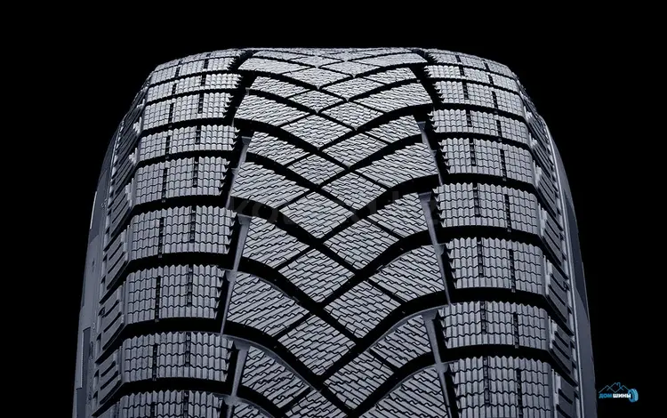 235/55R18 Ice Zero FR 104T Pirelli за 64 800 тг. в Алматы