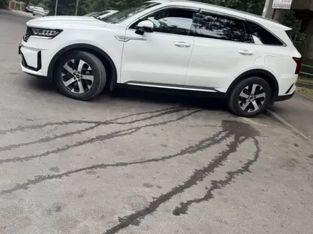 Kia Sorento 2022 года за 14 900 000 тг. в Алматы – фото 4