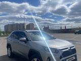 Toyota RAV4 2021 годаүшін13 000 000 тг. в Астана – фото 2