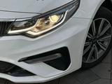 Kia K5 2021 года за 8 500 000 тг. в Алматы – фото 3