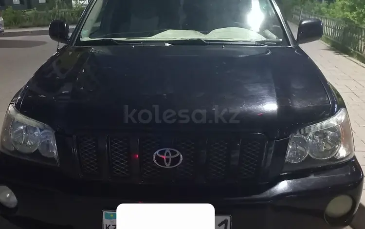 Toyota Highlander 2003 года за 5 800 000 тг. в Астана