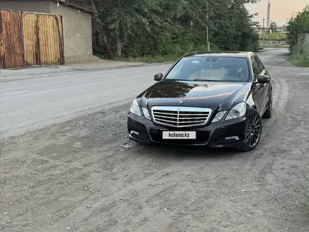 Mercedes-Benz E-Class, 2009