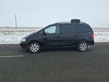 Volkswagen Sharan 2001 годаfor2 500 000 тг. в Уральск – фото 4