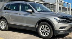 Volkswagen Tiguan 2017 года за 11 900 000 тг. в Алматы – фото 3