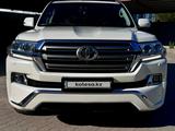 Toyota Land Cruiser 2015 года за 33 000 000 тг. в Актобе